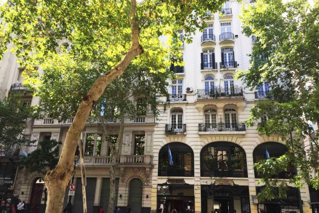 Duplex En Centro Historico Y Turistico Sobre Av. De Mayo Buenos Aires Exterior photo