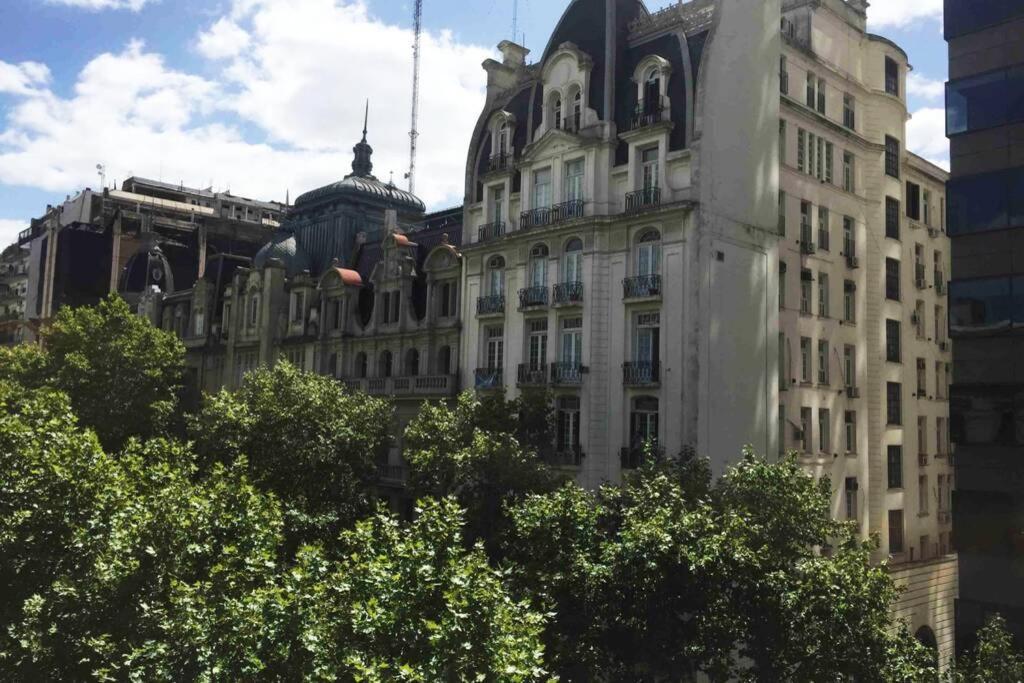 Duplex En Centro Historico Y Turistico Sobre Av. De Mayo Buenos Aires Exterior photo